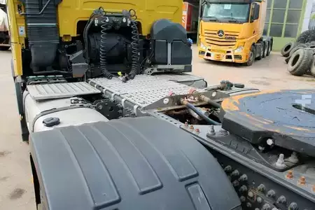 Lastbil 0 Volvo FH 660  Nr.: 583 (8)