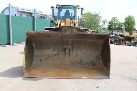 Liebherr L580