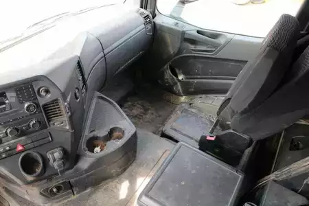 Vrachtwagen 0 Mercedes-Benz 3245 8x4 BB BORDMATIK UNFALL Nr.: 466 (11)