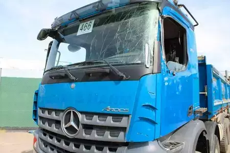Vrachtwagen 0 Mercedes-Benz 3245 8x4 BB BORDMATIK UNFALL Nr.: 466 (14)
