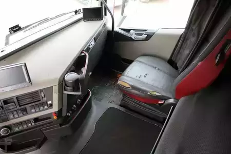 Náklaďák 0 Volvo FH 460 6x2 LL - Komplettzug - Nr.: 213 (10)