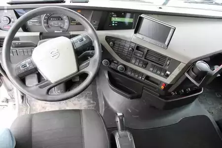 Náklaďák 0 Volvo FH 460 6x2 LL - Komplettzug - Nr.: 213 (11)