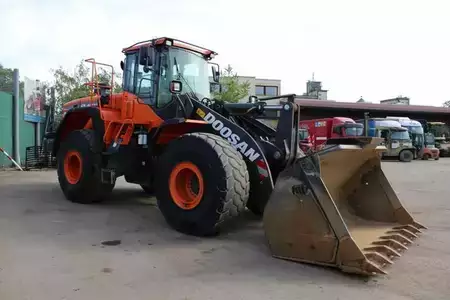 Kolové nakladače 2019 Doosan DL420-5 - Nr.: 069 (4)