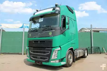 Náklaďák 0 Volvo FH 500 4x2 LL GlobeXL RETARDER 2 x Tank Nr.: 126 (1)