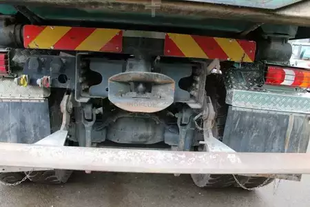 Lastbil 0 Mercedes-Benz 3243 8x4 BB hydraulische Klappe Nr.: 355 (8)
