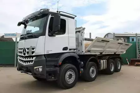 Kuorma-auto 0 Mercedes-Benz 3548 8x4 BB RETARDER BORDMATIK AHK Nr.: 770 (1)