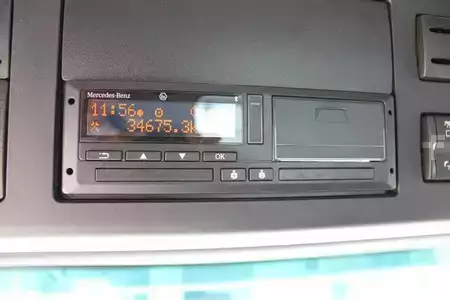 Kuorma-auto 0 Mercedes-Benz 3548 8x4 BB RETARDER BORDMATIK AHK Nr.: 770 (15)