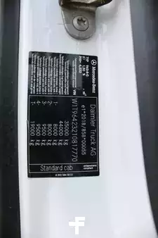 Kuorma-auto 0 Mercedes-Benz 3548 8x4 BB RETARDER BORDMATIK AHK Nr.: 770 (3)