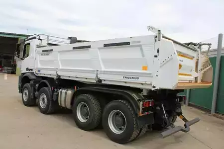 Kuorma-auto 0 Mercedes-Benz 3548 8x4 BB RETARDER BORDMATIK AHK Nr.: 770 (7)