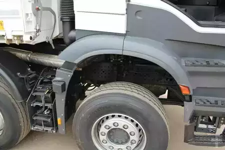 Kuorma-auto 0 Mercedes-Benz 3548 8x4 BB RETARDER BORDMATIK AHK Nr.: 770 (8)