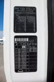 Lastkraftwagen 0 MAN TGX 18.500 2 x Tank XXL MOTORSCHADEN Nr.: 631 (3)