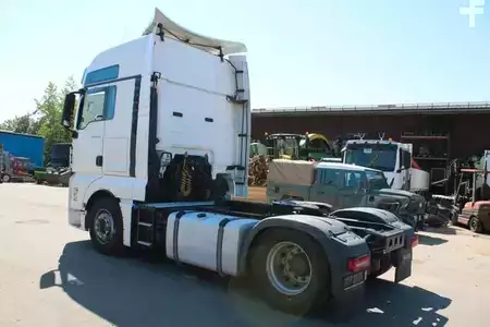 Lastkraftwagen 0 MAN TGX 18.500 2 x Tank XXL MOTORSCHADEN Nr.: 631 (6)