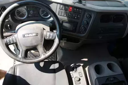 Caminhão 0 DAF LF 320FA 4x2 BL - Koffer 9,30 - LBW Nr.: 882 (14)