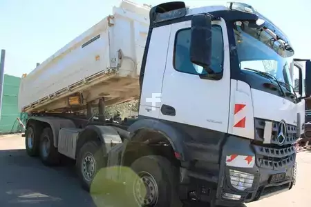 Truck 0 Mercedes-Benz 3245 8x4 BB BORDMATIK UNFALL Nr.: 631 (12)