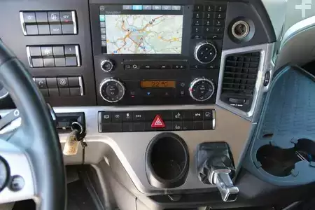 Truck 0 Mercedes-Benz 2545 6x2 LL KRAN PALFINGER PK21001L A Nr: 488 (17)