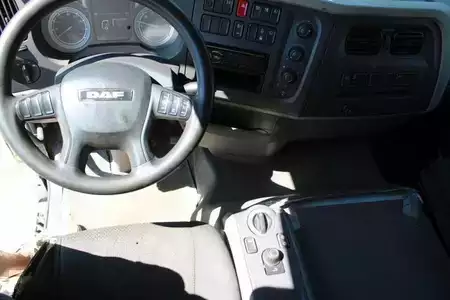 Ciężarówka 0 DAF LF 280FA 4x2 BL - LAGERSCHADEN Nr: 966 (14)