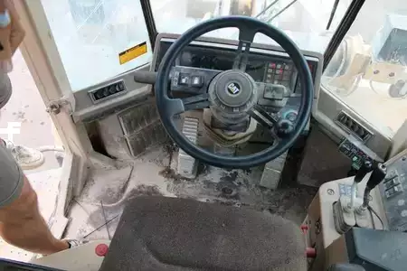 Chargeuse sur pneus 1994 Caterpillar 950F 2 - Nr.: 453 (9)