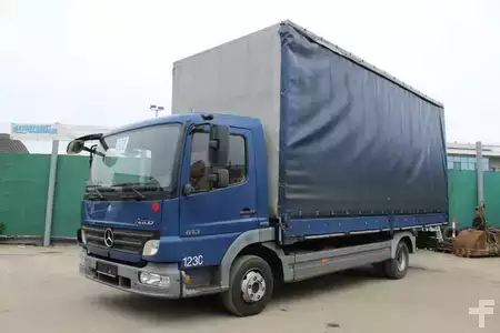 Camion 0 Mercedes-Benz 813 4x2 BB - kein 816, 818 Nr.: 208 (1)