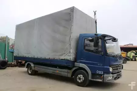 Camion 0 Mercedes-Benz 813 4x2 BB - kein 816, 818 Nr.: 208 (4)