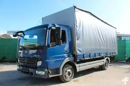 Camion 0 Mercedes-Benz 813 4x2 BB - kein 816, 818 Nr.: 440 (1)