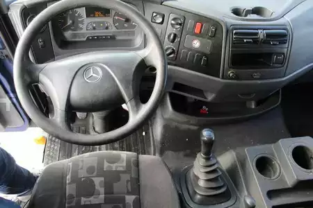Camion 0 Mercedes-Benz 813 4x2 BB - kein 816, 818 Nr.: 546 (8)