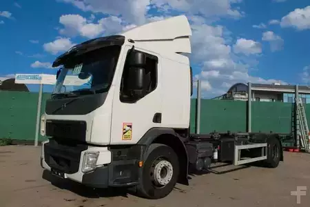 Caminhão 0 Volvo FE 320 4x2 LL - Nr.: 711 (1)
