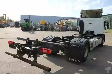 Caminhão 0 Volvo FE 320 4x2 LL - Nr.: 711 (4)