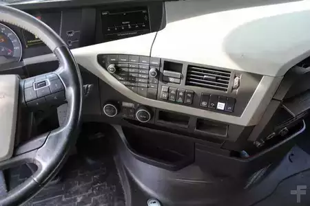 Caminhão 0 Volvo FH 540 8x4  Nr. 802 (15)