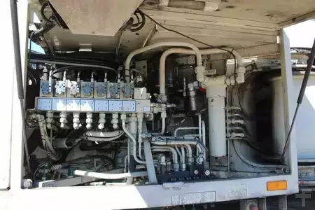 Pompe calcestruzzo su autocarro 2012 Mercedes-Benz 5051 10x6 BB - Putzmeister 52 m - Nr.: 550 (13)