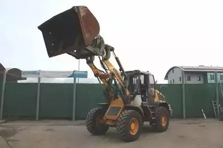 Kolové nakladače 2013 Liebherr L524 - Hochkippschaufel Nr: 432 (1)