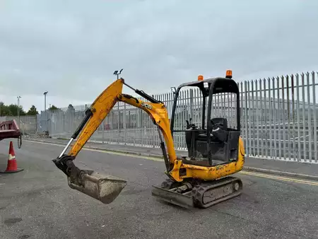 Mini kotrógép 2011 JCB 8014CTS (3)