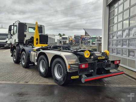 Iveco AD360X48Z/P HR OFF 8x4 Palfinger P24A Intarder