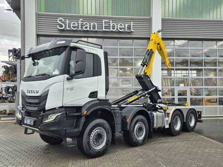 Iveco AD360X48Z/P HR OFF 8x4 Palfinger P24A Intarder