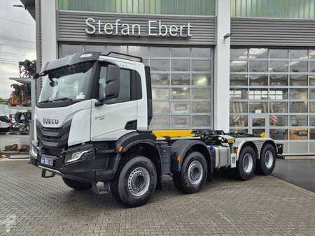 Iveco AD360X48Z/P HR OFF 8x4 Palfinger P24A Intarder