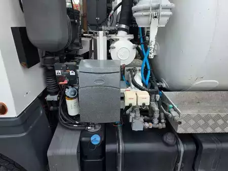 Miscelaneo 2018 Aebi Schmidt MT 750 Reinex 3m³ AHK (12)