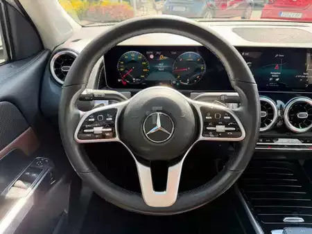 Ostatní 2020 Mercedes-Benz GLB 200d 4M 7Sitzer+StandH+Pano+Distr+AHK+360+ (15)