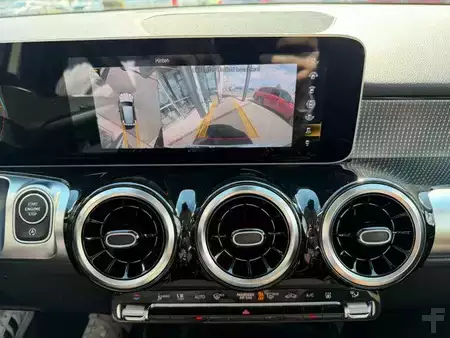 Ostatní 2020 Mercedes-Benz GLB 200d 4M 7Sitzer+StandH+Pano+Distr+AHK+360+ (20)