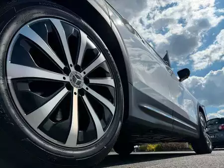 Ostatní 2020 Mercedes-Benz GLB 200d 4M 7Sitzer+StandH+Pano+Distr+AHK+360+ (4)