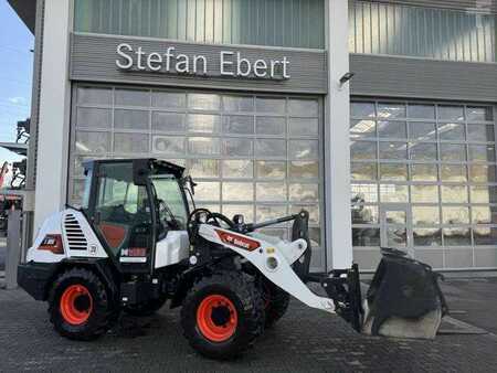 Radlader 2022 Bobcat L85 / Palettengabel & Schaufel / nur 146h! (1)