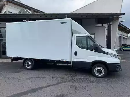 Pozostałe 0 Iveco Daily 35S14 A8 *R4.100mm*Automatik*Kamera*SPIER* (11)