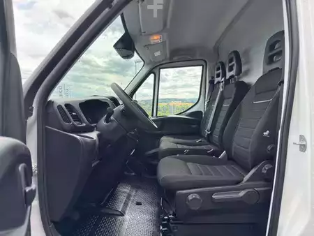 Altri 0 Iveco Daily 35S14B V Airlineschienensystem *AHK 3,5 t* (13)