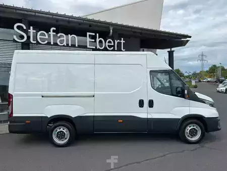 Altri 0 Iveco Daily 35S14B V Airlineschienensystem *AHK 3,5 t* (4)