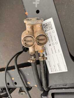 Altri 2019 Müller-Mitteltal RA-T 18,0 Containerfahrgestell (17)