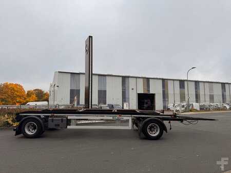 Altri 2019 Müller-Mitteltal RA-T 18,0 Containerfahrgestell (4)