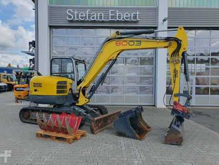 Korečková rýpadla 2014 Wacker 8003 / MS08 / nur 4.035h / 2014 / Löffelpaket (1)
