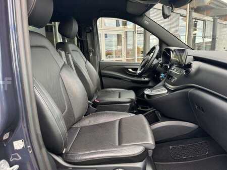 Other 2023 Mercedes-Benz V 300 d AVA ED AMG AHK2,5to DISTRONIC (11)