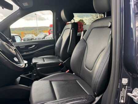 Other 2023 Mercedes-Benz V 300 d AVA ED AMG AHK2,5to DISTRONIC (13)