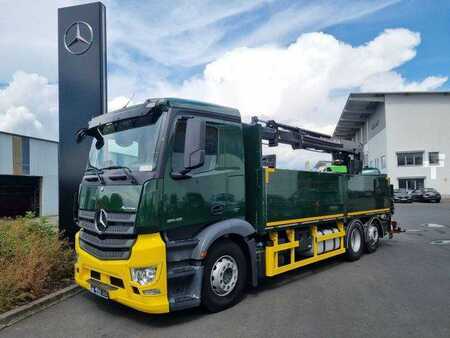 Mercedes-Benz Antos 2542 LL 6x2 Baustoffpritsche Kran Hiab 177