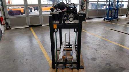 Miscelaneo 0 Kinshofer Palettenzange / Zange KM 332 V - 1100 (6)