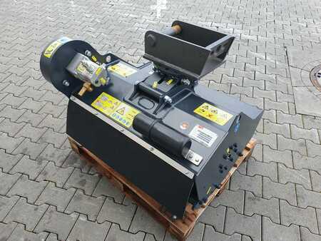 Ostatní 2024 Seppi M. H3 085 / Schlegel / Mulcher / MS03 / DEMO (7)